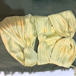 Stolen stores Elegant Yellow Pleated top